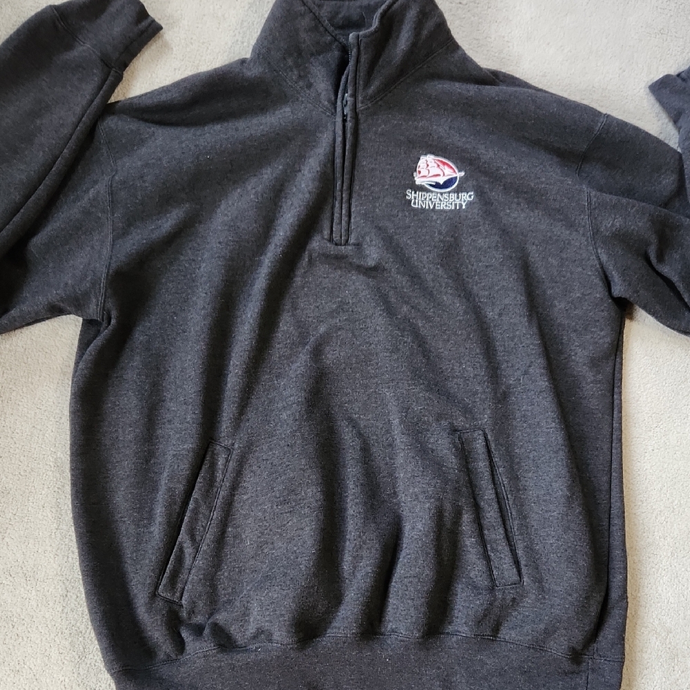 Shippensburg University 1/4 Zip Gray Champion Sweatshirt - XL